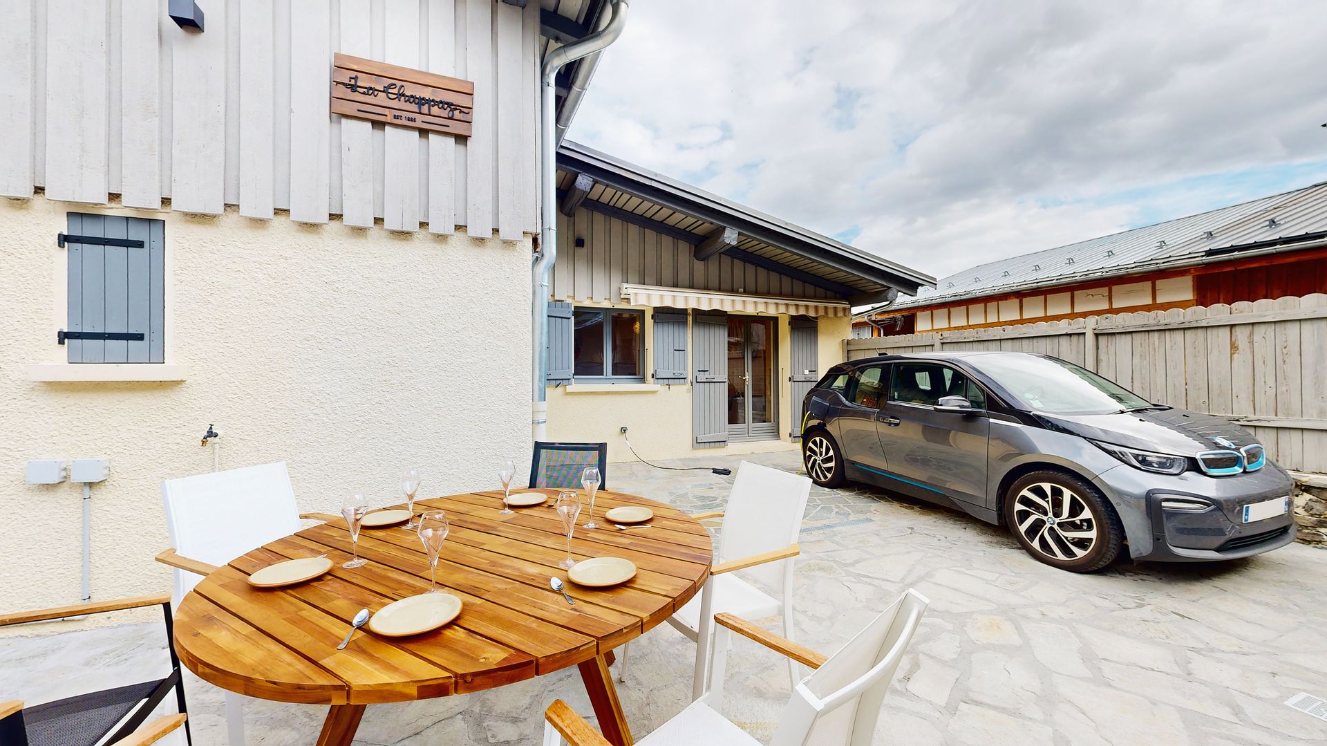Chambre rustique bois ancien chalet Tarentaise